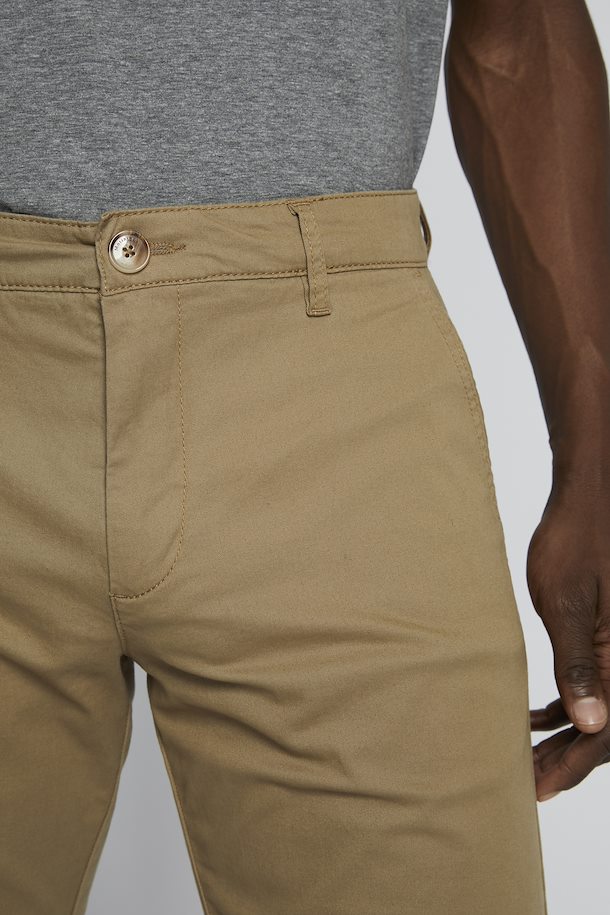 Matinique Khaki Cotton Shorts